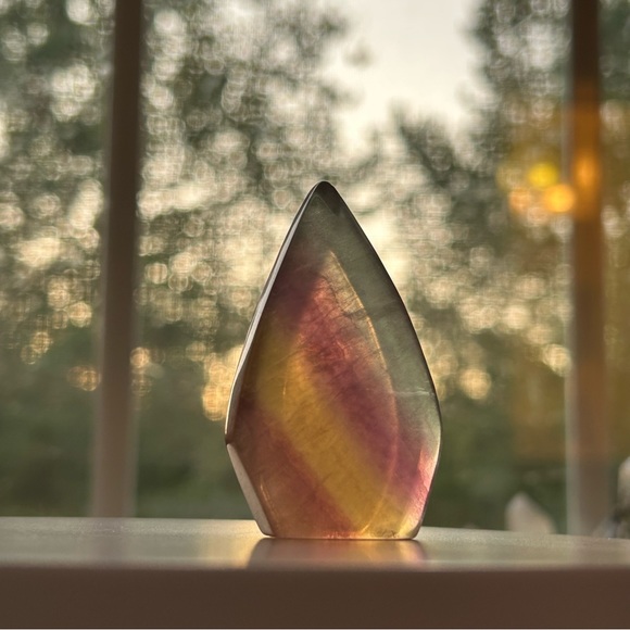 Fluorite Teardrop - Picture 5 of 6